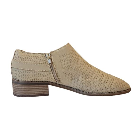 Lucky Brand Toupe Leather Perferated Buckle Cutout Zip Ankle Boots Size 8.5 - Picture 3 of 11